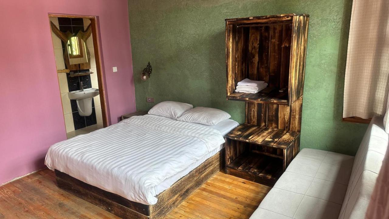 Otel Wood House 안탈리아 외부 사진