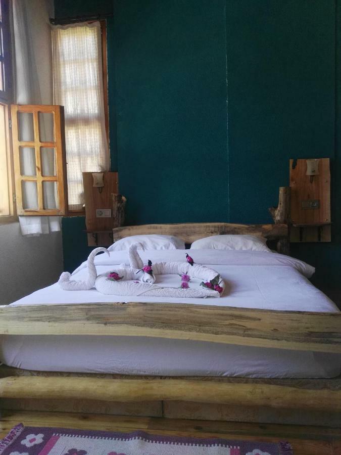 Otel Wood House 안탈리아 외부 사진